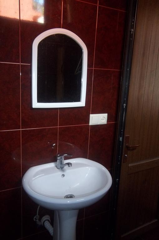 Temo'S Guesthouse ซาร์พี ภายนอก รูปภาพ