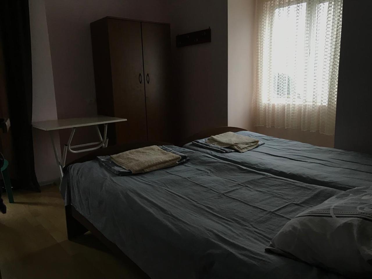 Temo'S Guesthouse ซาร์พี ภายนอก รูปภาพ
