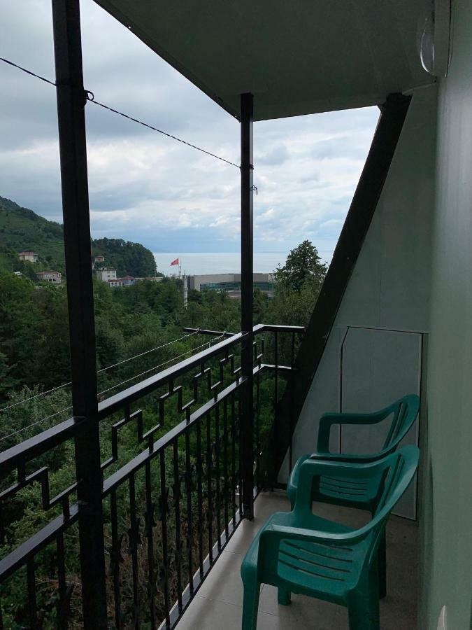 Temo'S Guesthouse ซาร์พี ภายนอก รูปภาพ